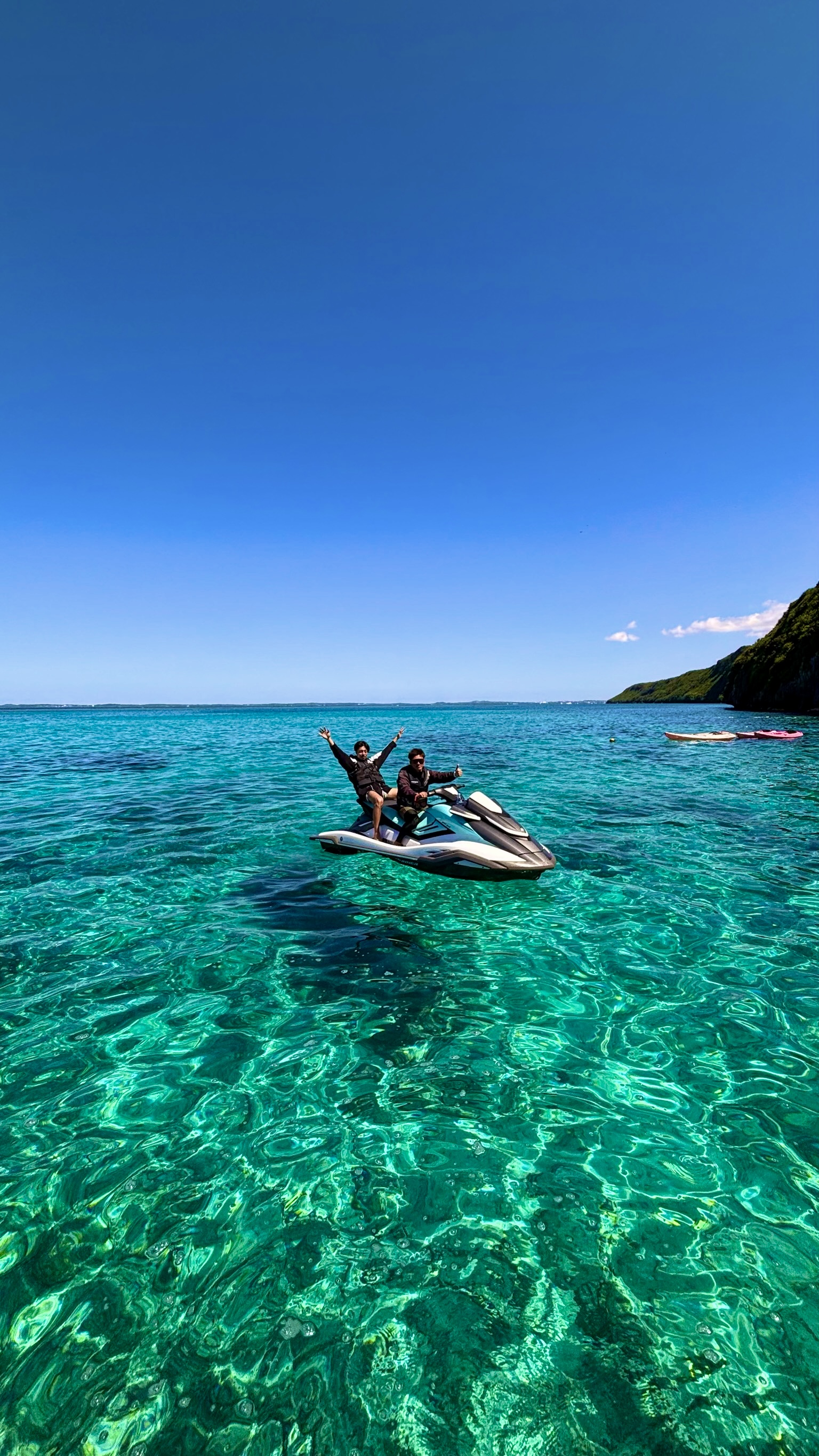 宮古ブルーの美しい海 - 世界有数の透明度を誇る宮古島の海